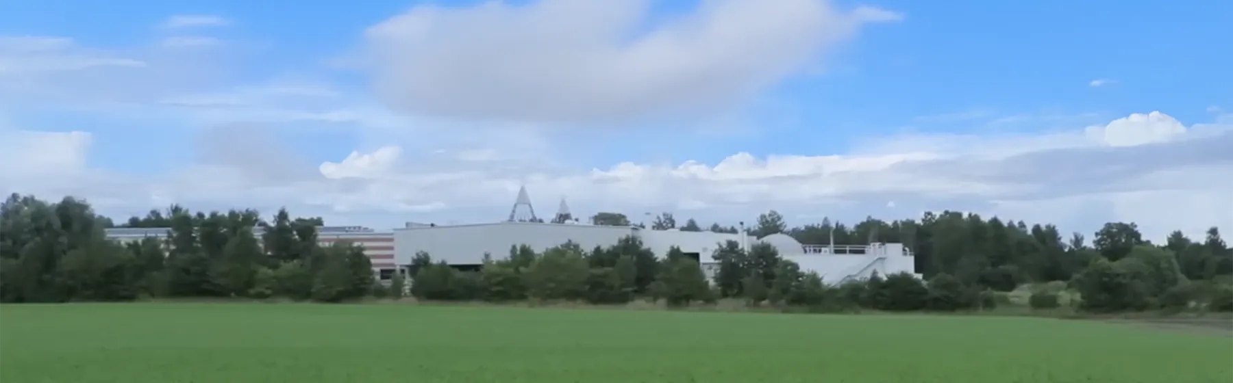 Fernansicht Biogas- und Kompostwerk Bützberg (BKW Bützberg)